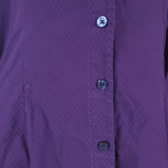 Maroon Express textured button down - Picture 2 of 6
